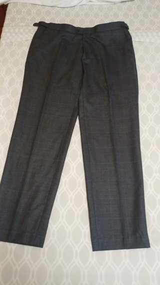 Chaqué Completo con chaleco, camisa y corbata roja