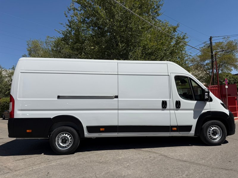 Citroën Jumper 2025, foto 18