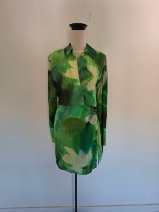 Vestido estampado con lazo a estrenar