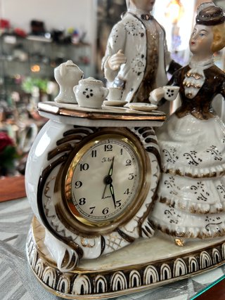 Reloj Vintage Porcelana EIHO Pareja Té Colección