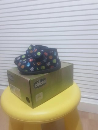 Botitas Chicco Talla 20 con Estampado