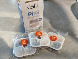 Fuente de agua para gatos Pixi