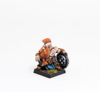 Lanzahachas Enano