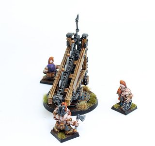 Lanzahachas Enano