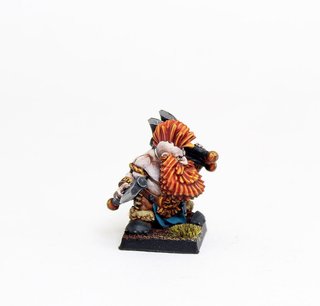 Lanzahachas Enano