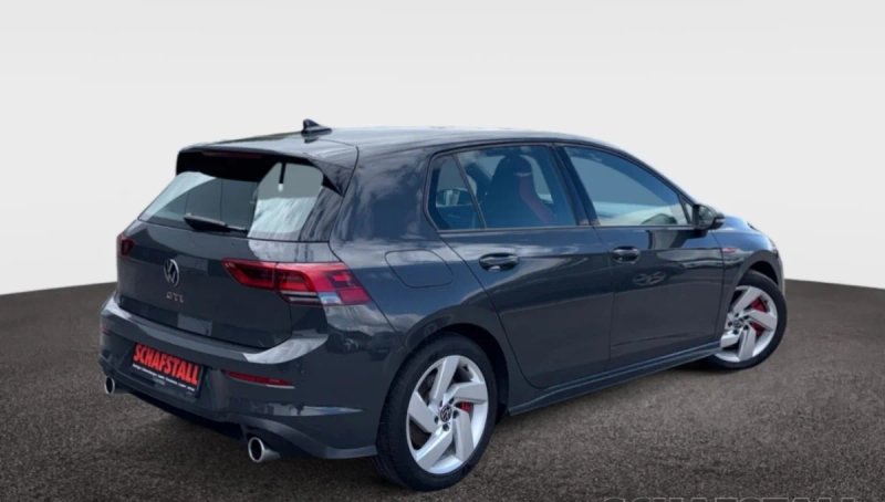 Volkswagen Golf 8 2.0 GTI 2024, foto 7