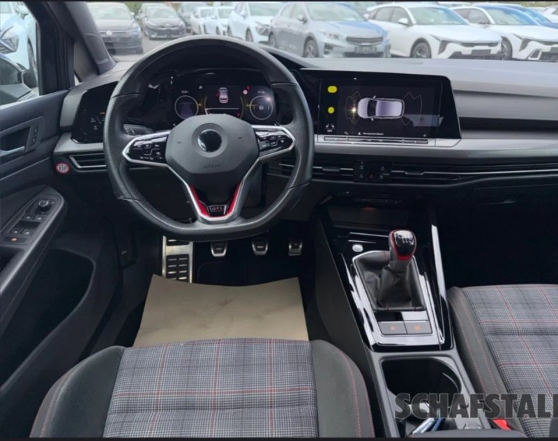 Volkswagen Golf 8 2.0 GTI 2024, foto 9