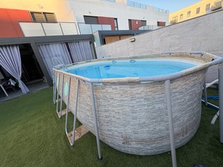 Piscina desmontable beige y azul
