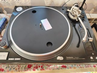 Giradiscos Technics SL-1210 M5G
