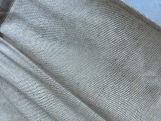 Hamaca de madera y tela para atrezzo