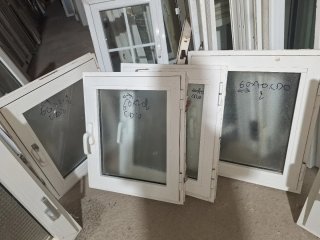 Ventanas aluminio y PVC pequeñas