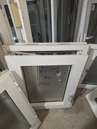 Ventanas aluminio y PVC pequeñas