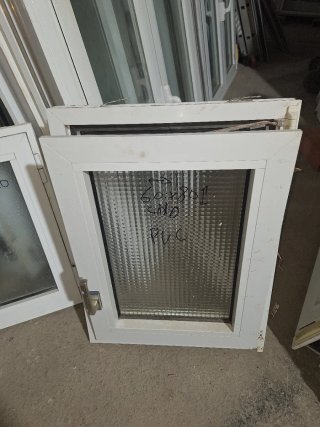 Ventanas aluminio y PVC pequeñas