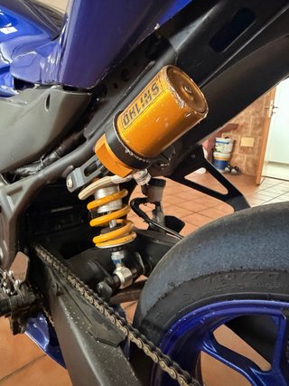 YAMAHA R3