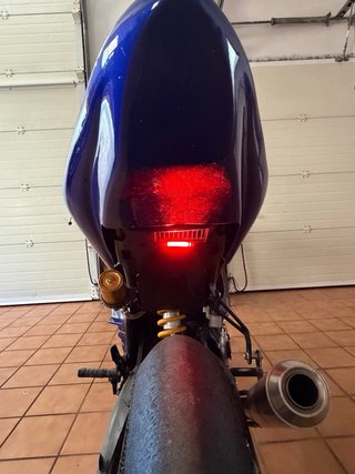 YAMAHA R3