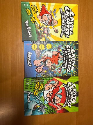 Llibres Capità Calçotets en Català