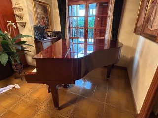 Piano de Cola Yamaha G1 Japonés. Excelente estado.