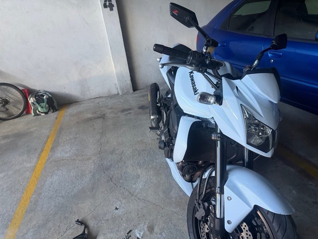 Kawasaki Z750