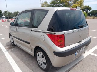Peugeot 1007 2006