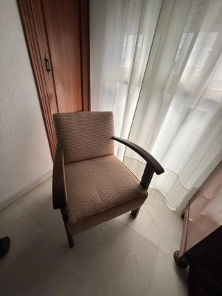 Pareja de Sillones Descalzadoras