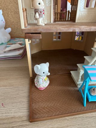 Casa Sylvanian Families con accesorios