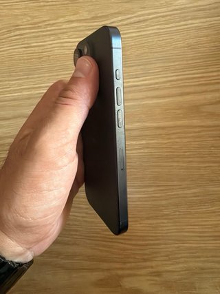 iPhone 15 Pro negro