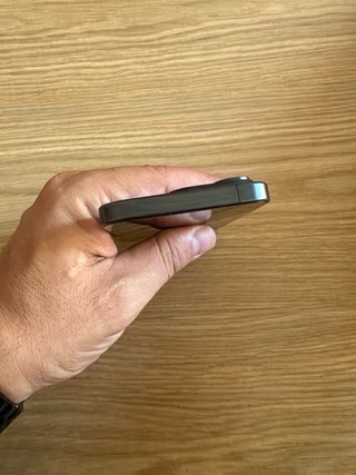 iPhone 15 Pro negro