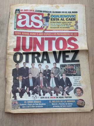 Colección revistas del equipo de fútbol Madrid