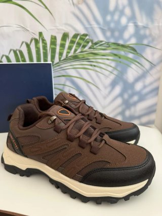 Zapatillas hombre.  Número42