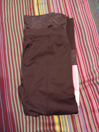 Set sportivo: 2 leggings e gonna-short