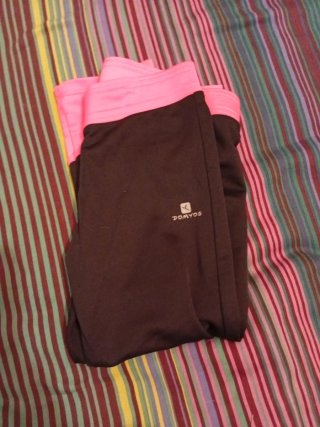 Set sportivo: 2 leggings e gonna-short