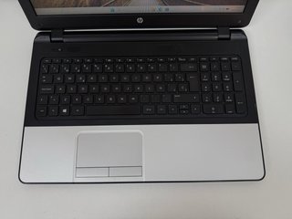 HP 350 G1 i5 8GB RAM 128GB SSD