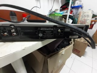 Reproductor DVD/CD Onkyo DV-SP501, con mando.