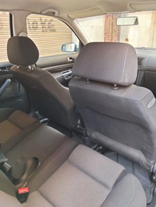 Volkswagen Golf 2003