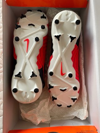 Botas de Fútbol Nike Phantom Rojo y negro