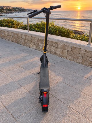 Cecotec Bongo M30 Patinete Eléctrico