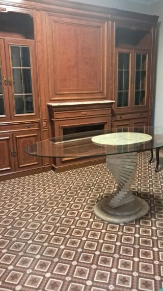 León para Jardín, maceteros, muebles varios