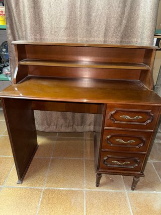 Cama y Escritorio Vintage de Madera
