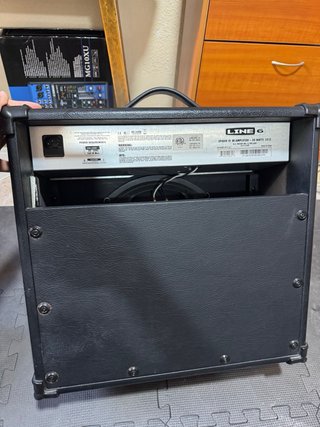 Amplificador Line 6 Spider IV 30