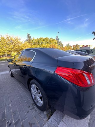 Peugeot 508 eHDI 112CV 175.000 Km año 2011