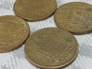 Lote 4 variantes monedas 1 peseta 1975