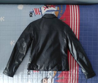 Chaqueta de piel sintética negra Sfera talla 13-14