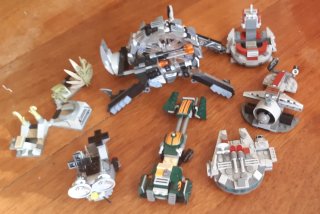Lote de naves y vehículos LEGO Star Wars