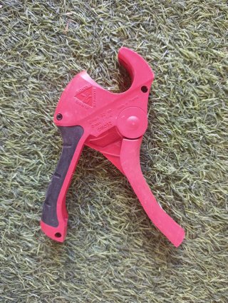 Cortatubos Virax Rojo