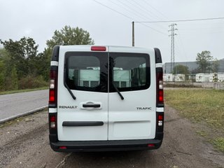 RENAULT TRAFIC 9 PLAZAS 1.6DCi 95CV.