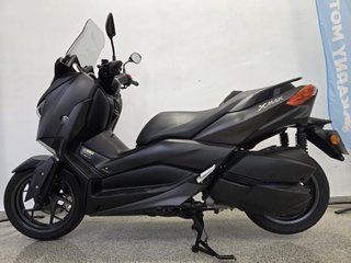 Yamaha Xmax 300