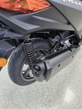 Yamaha Xmax 300