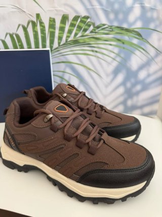 Zapatillas hombre.  Número44