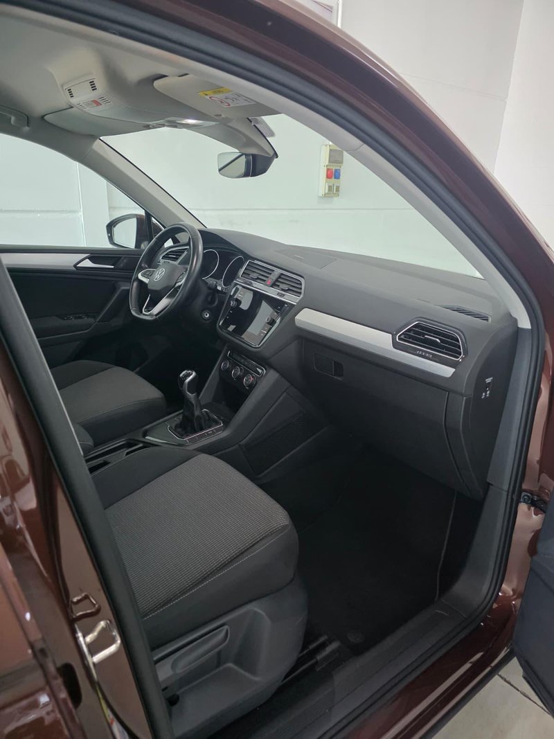 Volkswagen Tiguan 2.0 TDI (2021) 2022, foto 8