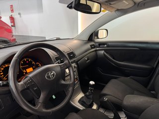 Toyota Avensis 2009